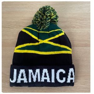 🇯🇲🇯🇲🇯🇲JAMAICA POM POM FLAG WINTER HAT…ONE SIZE…NWT…UNISEX
